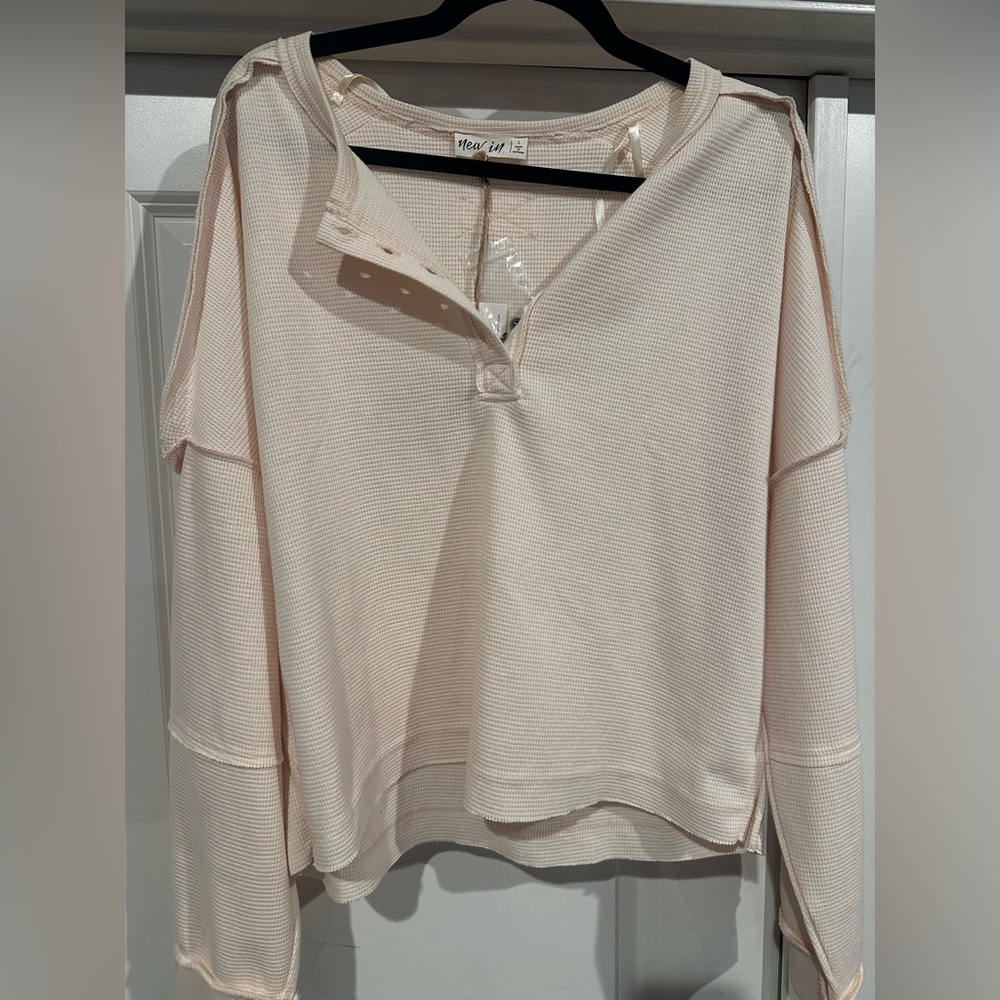 New In Women's oversized Cream Top size Large
